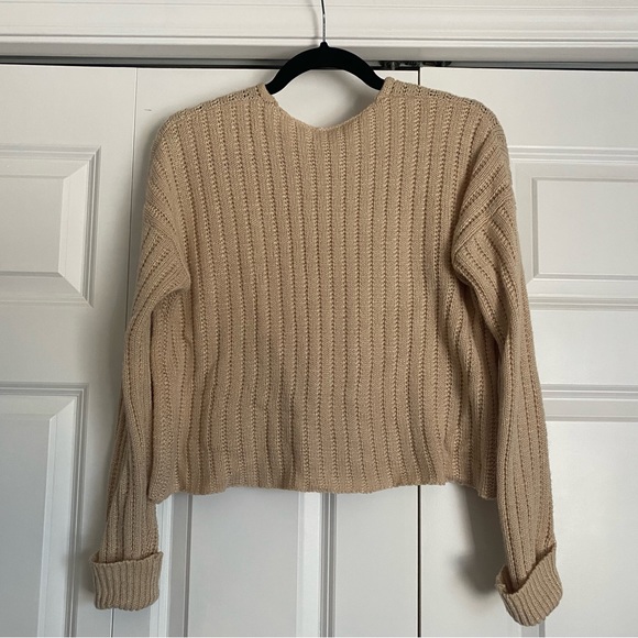 Camel colored cropped sweater - Picture 2 of 5